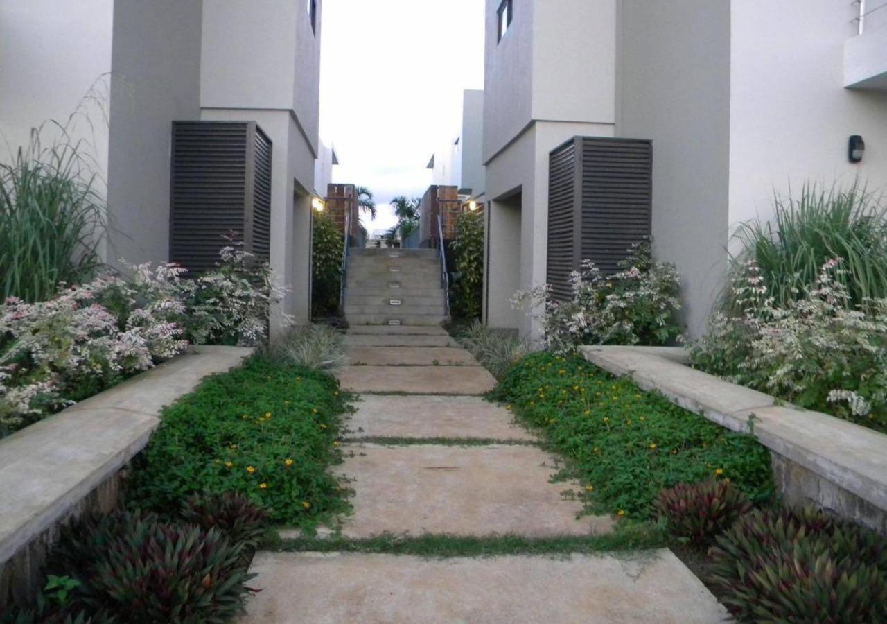 Modern Villa In Grand Bay - Short Walk To Beach المظهر الخارجي الصورة