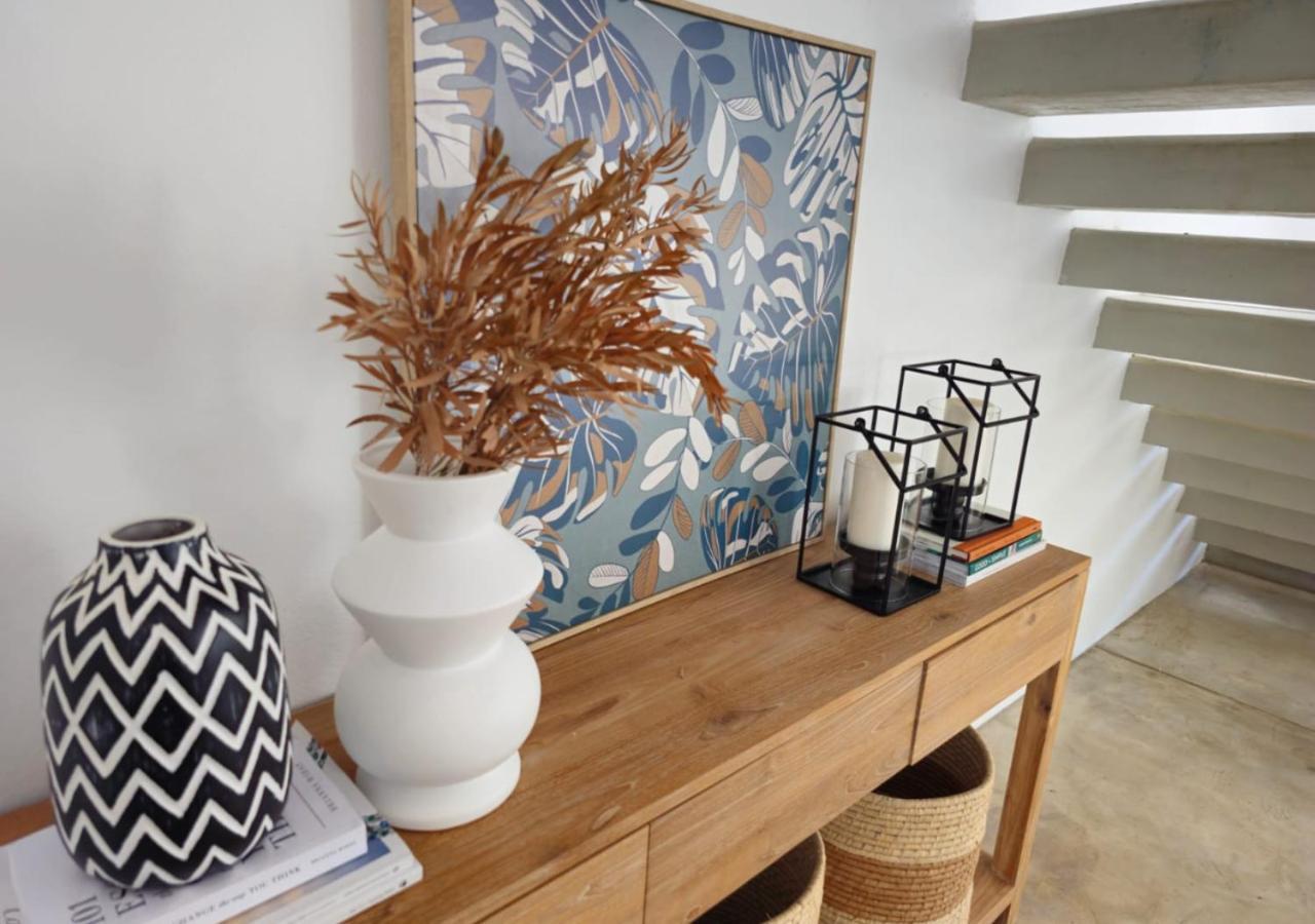 Modern Villa In Grand Bay - Short Walk To Beach المظهر الخارجي الصورة
