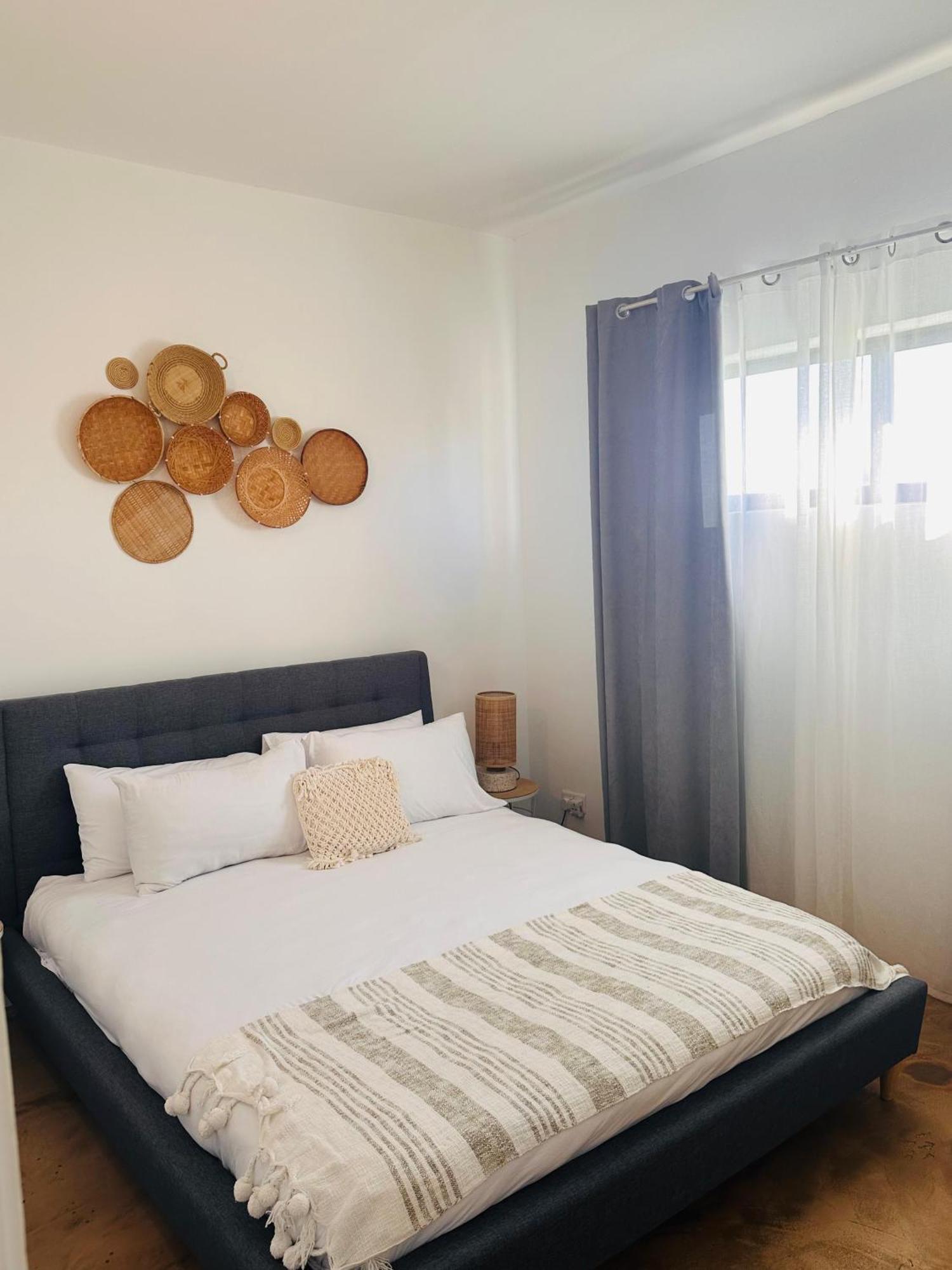 Modern Villa In Grand Bay - Short Walk To Beach المظهر الخارجي الصورة