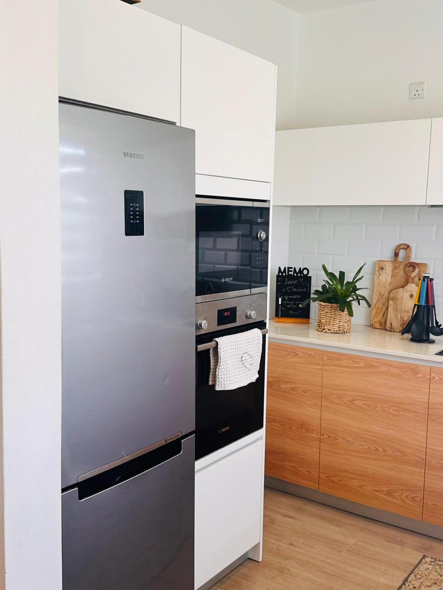 Modern Villa In Grand Bay - Short Walk To Beach المظهر الخارجي الصورة