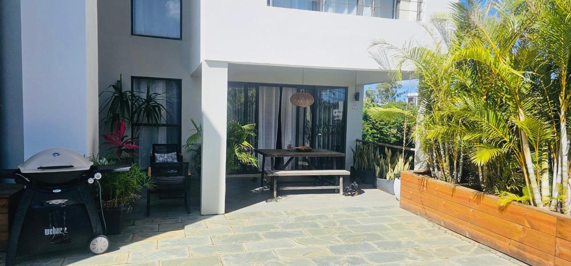 Modern Villa In Grand Bay - Short Walk To Beach المظهر الخارجي الصورة